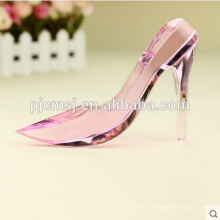 Hermosos zapatos de cristal para decration o regalo